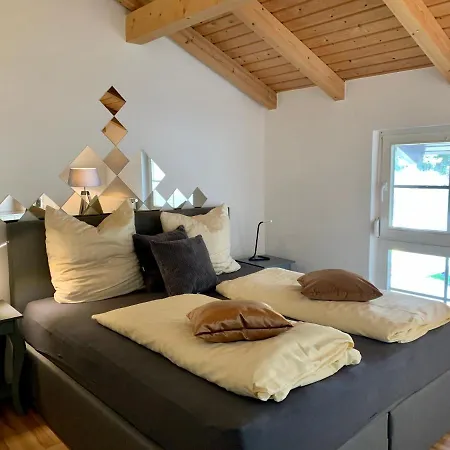 Im Sonneneck Bis 4 Personen Mit Parkplatz, W-lan, Netflix Im Thüringer Wald, * Schleusingen