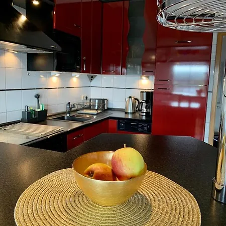 Apartment Im Sonneneck Bis 4 Personen Mit Parkplatz, W-lan, Netflix Im Thüringer Wald,