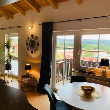 Sonneneck: Cozy Thuringian Forest Retreat With Parking And Netflix Apartment *
