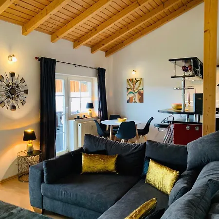 Sonneneck: Cozy Thuringian Forest Retreat With Parking And Netflix